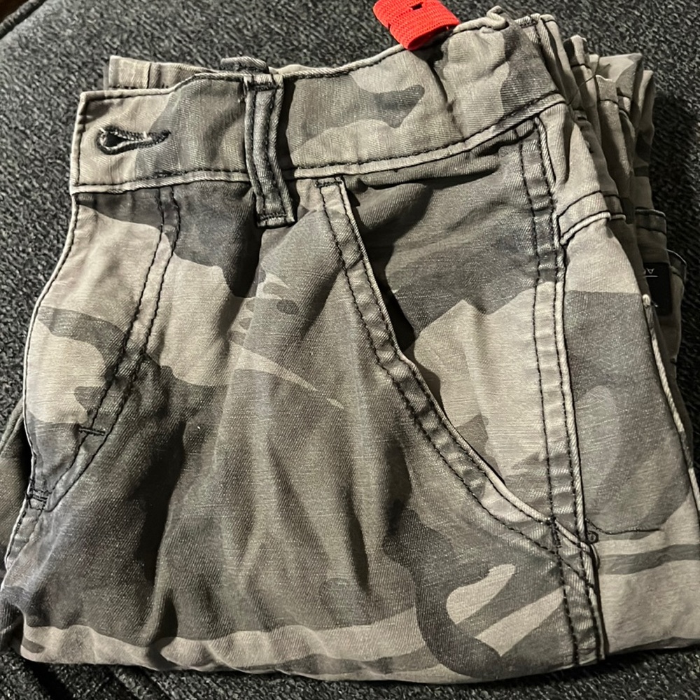 Wrangler size 10 slim in good condition